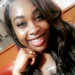 Meet your Posher, Kenisha